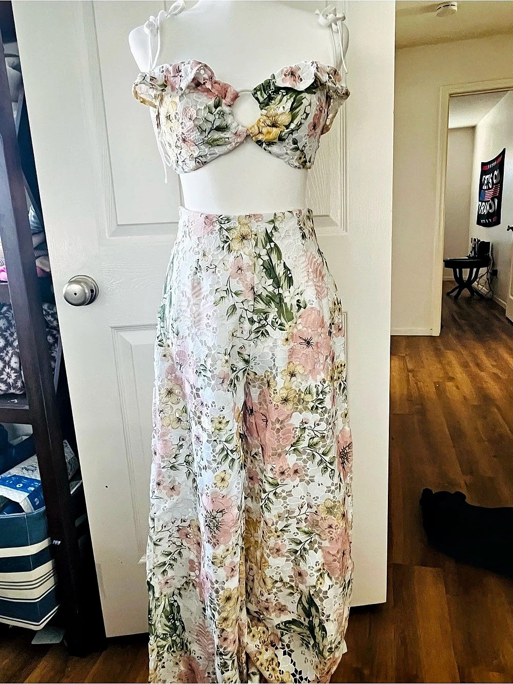 BLITHE Floral Wide Leg Two-Piece Set in Pink & White Like New